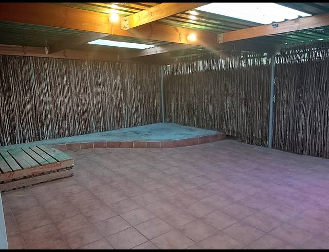 2 bed property to rent in SUNRIDGE
